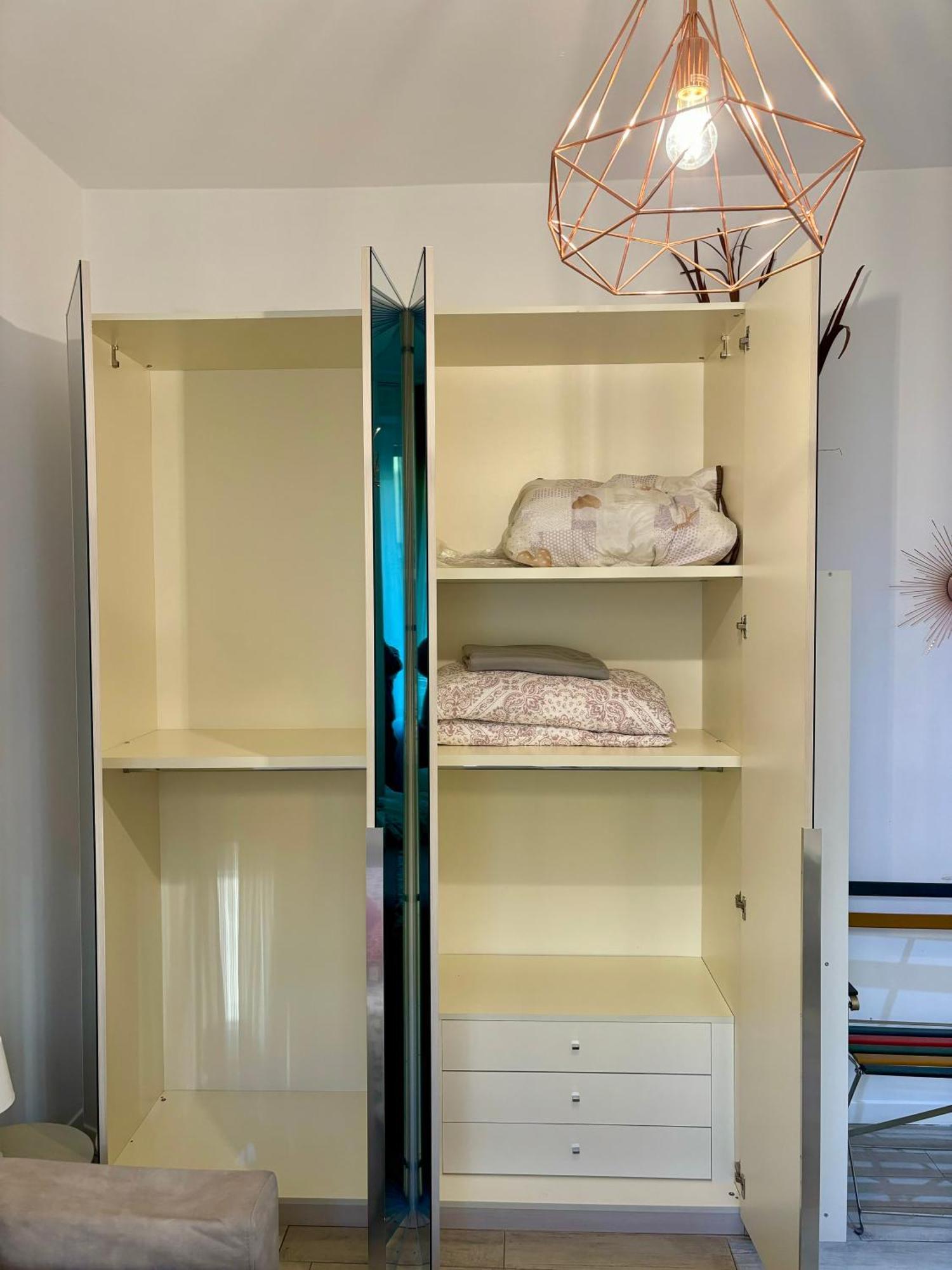 Joy House -Central City Near Metro Arco Della Pace Brera-Entire Apartment Perfect For Work & Play, Nightlife With Ac & Fast Wifi Welcome To The Cool Joy House! 밀라노 외부 사진