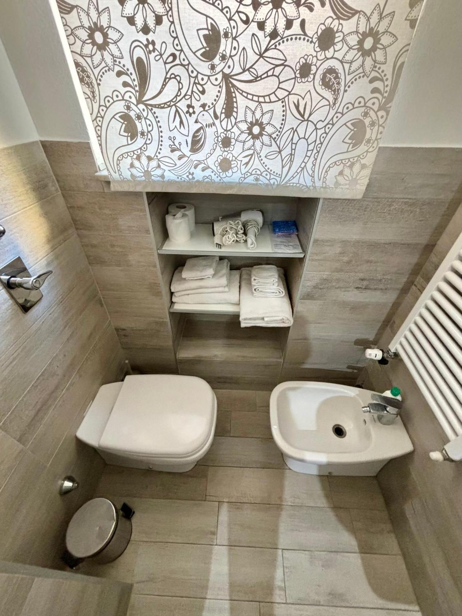 Joy House -Central City Near Metro Arco Della Pace Brera-Entire Apartment Perfect For Work & Play, Nightlife With Ac & Fast Wifi Welcome To The Cool Joy House! 밀라노 외부 사진