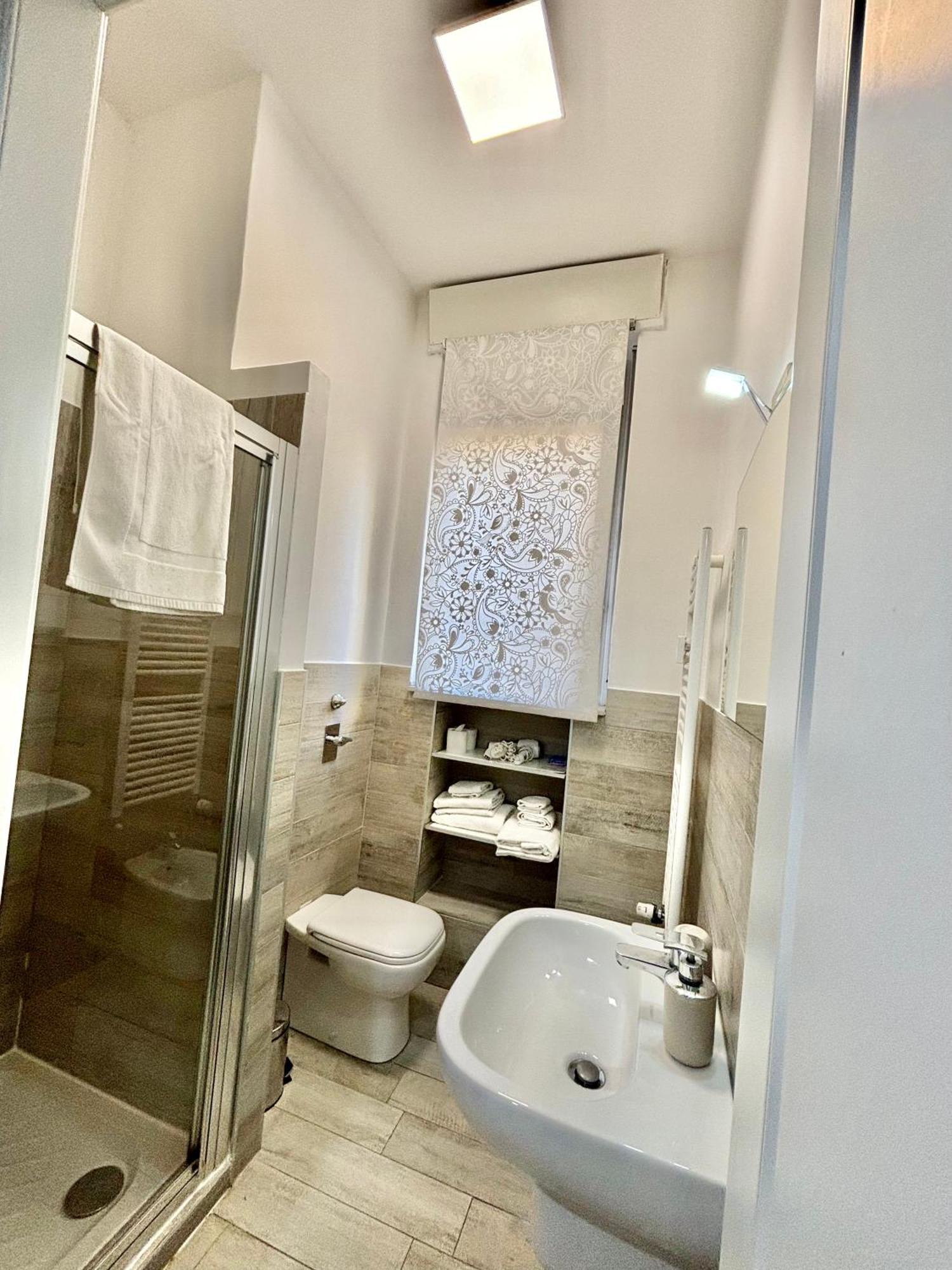 Joy House -Central City Near Metro Arco Della Pace Brera-Entire Apartment Perfect For Work & Play, Nightlife With Ac & Fast Wifi Welcome To The Cool Joy House! 밀라노 외부 사진